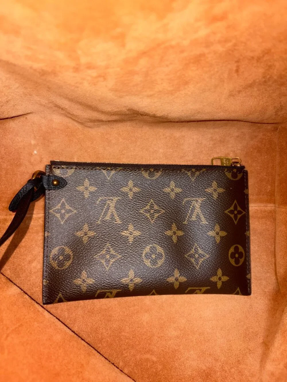 Louis Vuitton-Black leather Low Key Hobo Bag- 100% Authentic